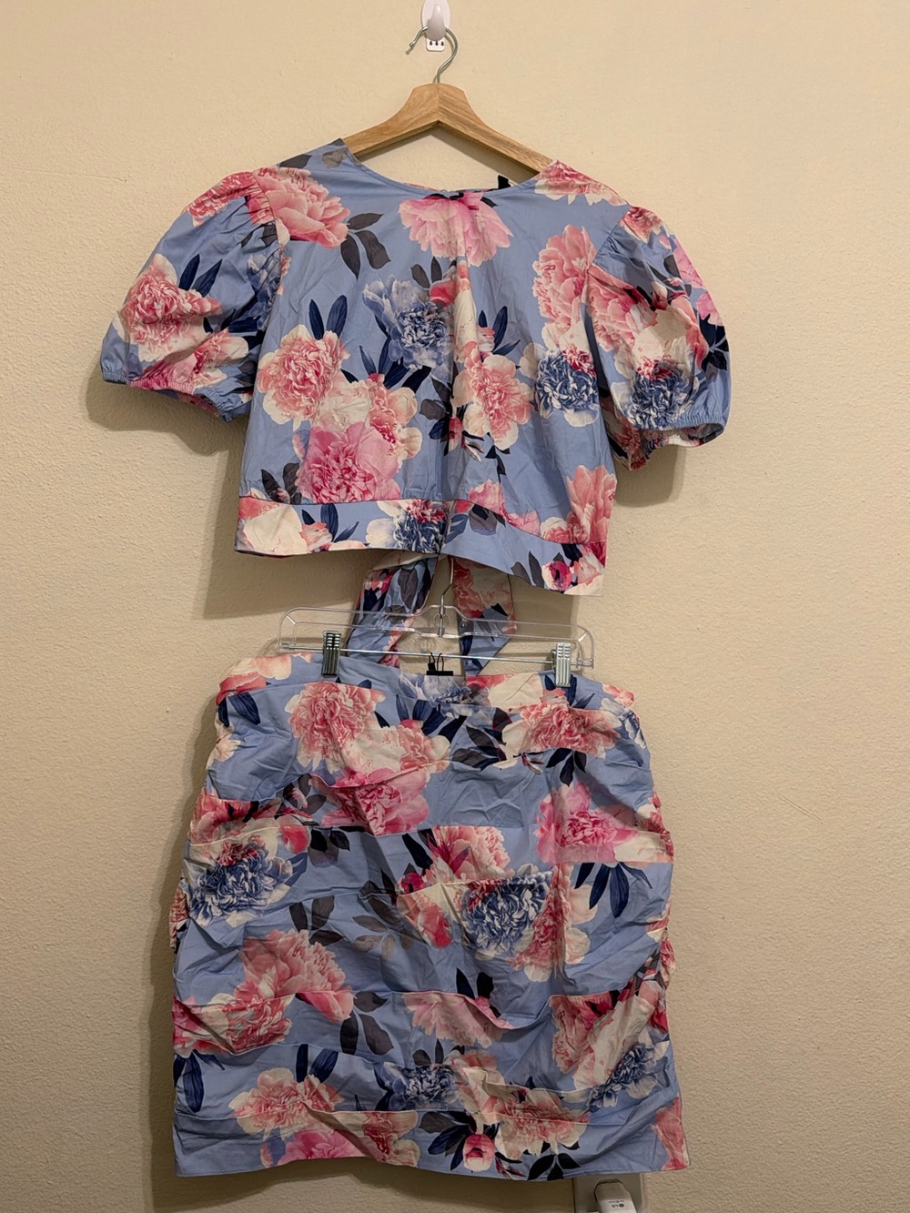 Express Floral Puff-Sleeve Tie-Back Top in Light Blue with Matching skirt